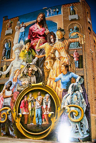 The Common Threads mural in Philadelphia.