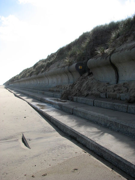 Image of a sea wall at Horsey Gap, UK