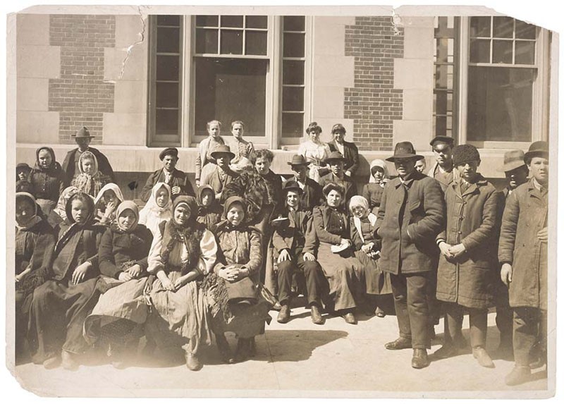 Photograph of participants of Franz Boas's study on immigrant health in the US