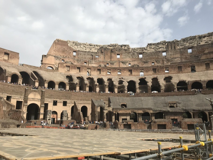 Ruins of the interior that reveal the concrete and brick construction.