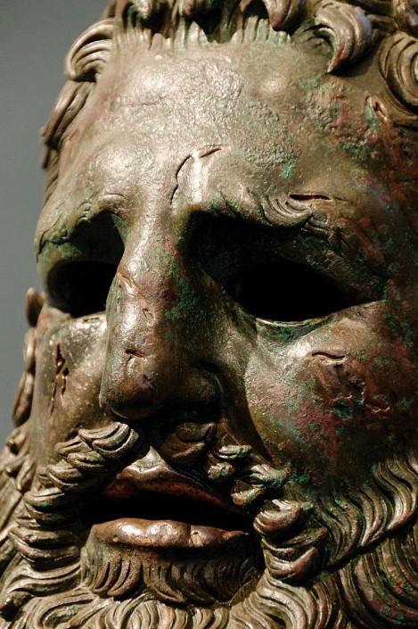 The appearance of the nose indicates that it has been broken in the past. Refer to the text for details.
