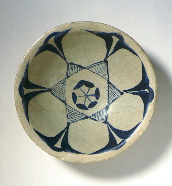 Earthenware, 9-10th century, tin glazed bowl.