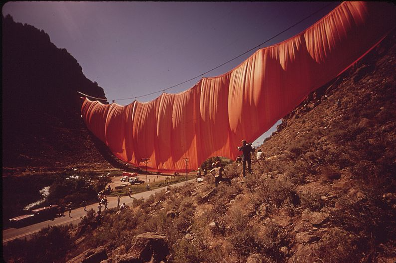 Christo and Jeanne-Claude, Valley Curtain, 1972, Rifle, Colorado