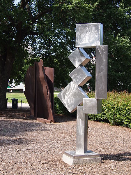 David Smith, Cubi XII, 1963, 109x49x26”
