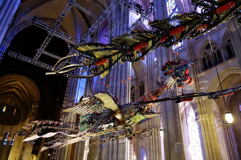 Xu Bing, Phoenix Feng, the male is 90’, female Huang 100’, installed in Cathedral of St. John the Devine, New York City, 2008.