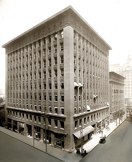 Adler, Sullivan and Ramsey Architects, Wainwright Building, Saint Louis, Missouri, photograph in 1907