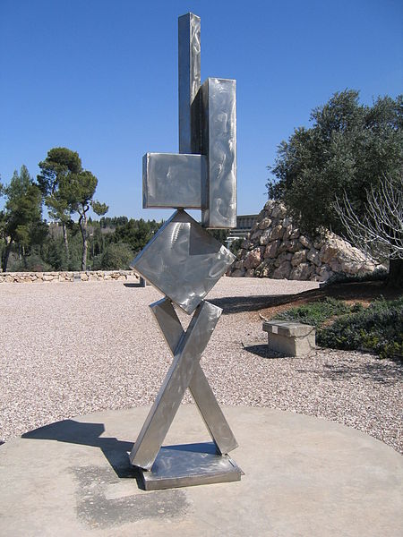 David Smith, Cubi VI, 112x30x22”, 1963, Stainless steel, Israel Museum, Jerusalem