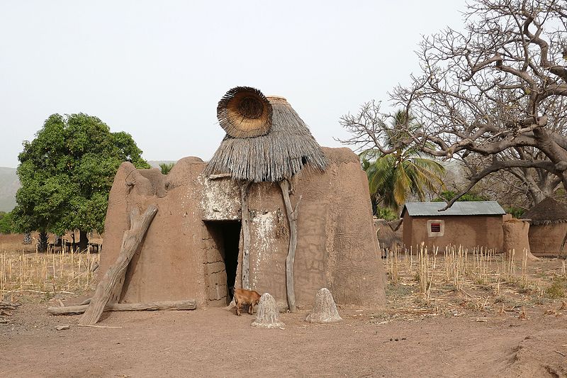 Vernacular architecture of Benin, Batammariba Clan, Benin, Manta Village Otammari culture.