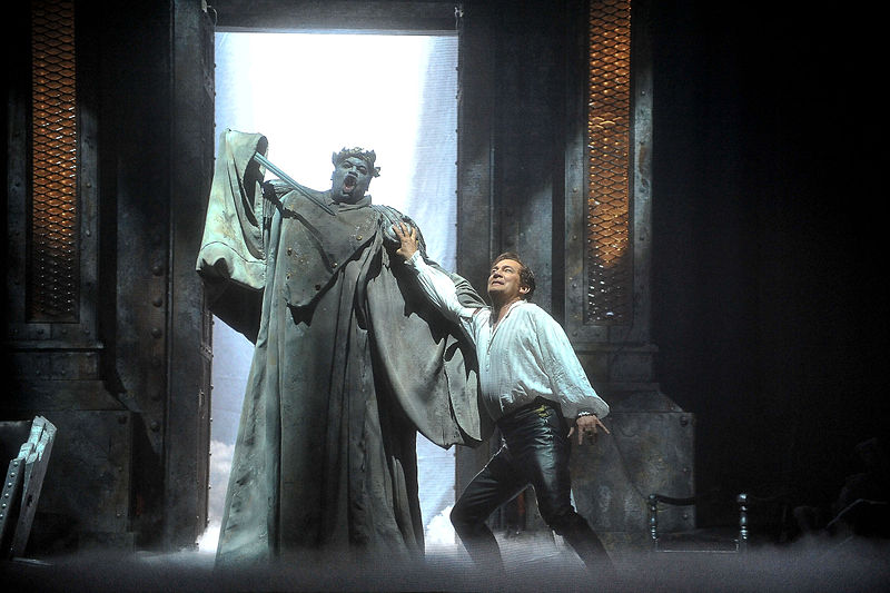 Gaston de Cardenas , Don Juan and the statue of the Commendatore in the finale of Don Giovanni, Florida Grand Opera, April 2011.